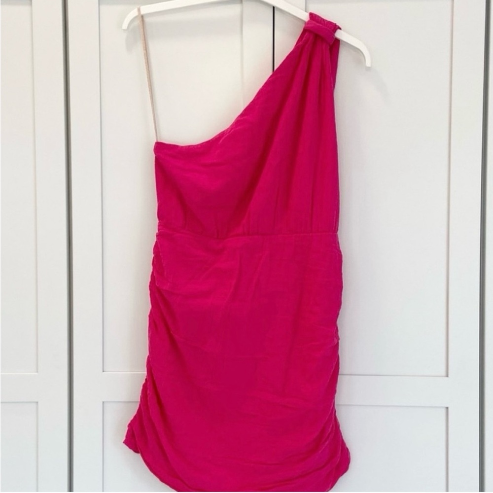 ✨ FREE PEOPLE ✨ One Shoulder Fuschia Pink Cotton Dress Button Side Blouson - Picture 5 of 6